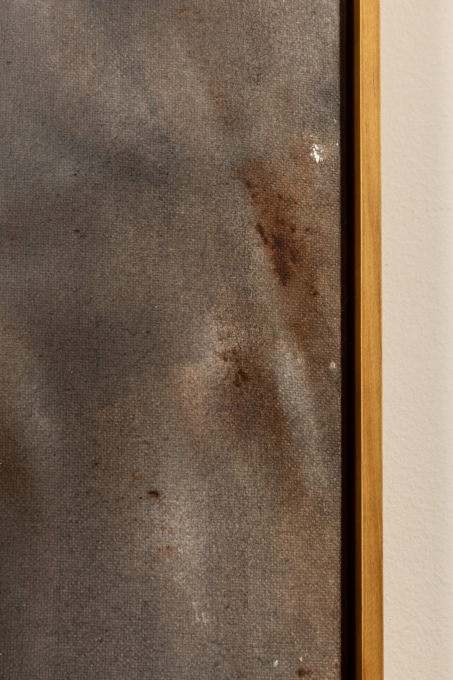 LÀ-BAS DANS L'OMBRE